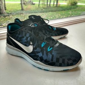 🌿6.5 Women's Nike Free TR Fit 5🌿